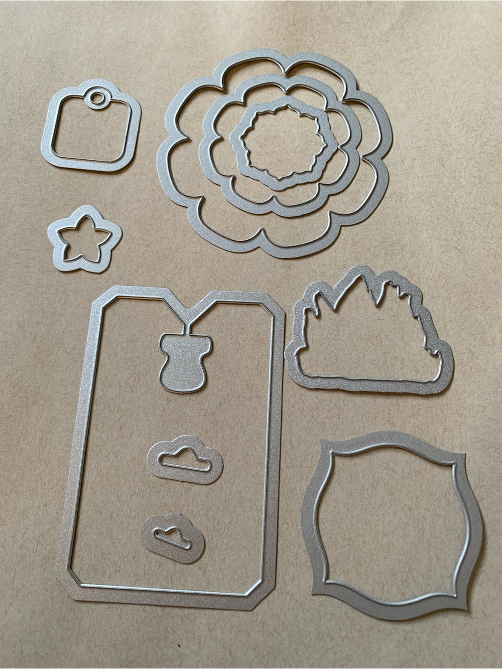 Stamp’in Up assorted Cutting Dies - Silver Flower & Tag Shapes